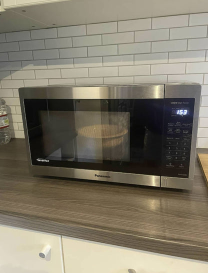 Microwave Oven